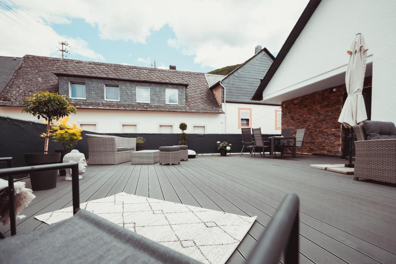 Exklusive Ferienwohnung An Der Mosel - Top Ausstattung - Dachterrasse - E-Ladestation - Netflix Senheim Eksteriør bilde